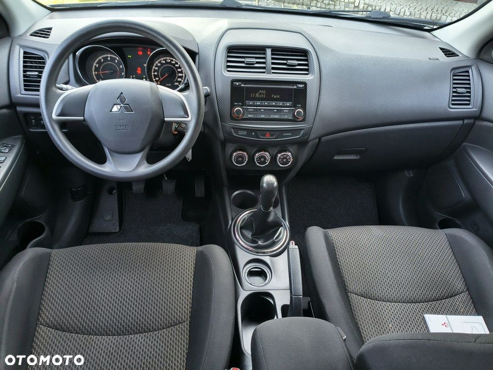 Mitsubishi ASX - 8