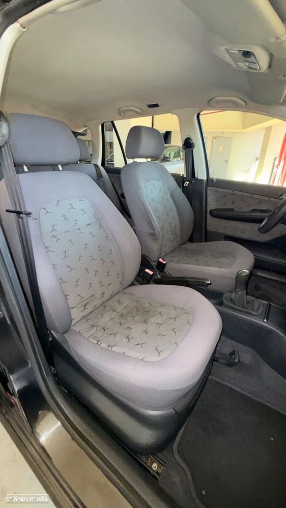 Skoda Fabia Break 1.4 Elegance AR8 - 9