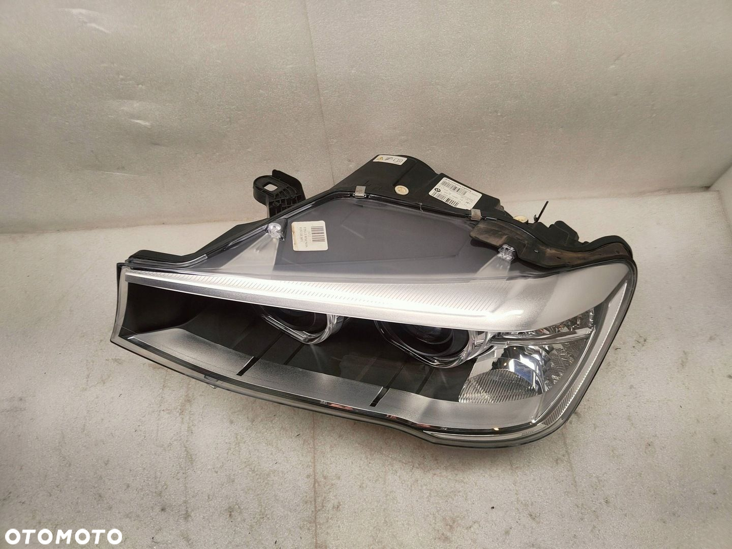 BMW X3 F25 LIFT XENON NIE SKRĘTNY Przód strona lewa 7400017 - 2