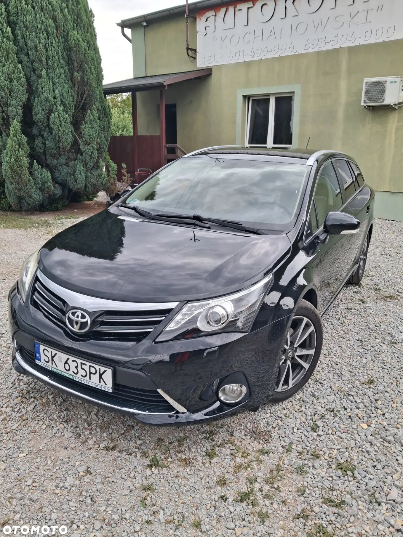 Toyota Avensis 2.0 Business Edition - 1