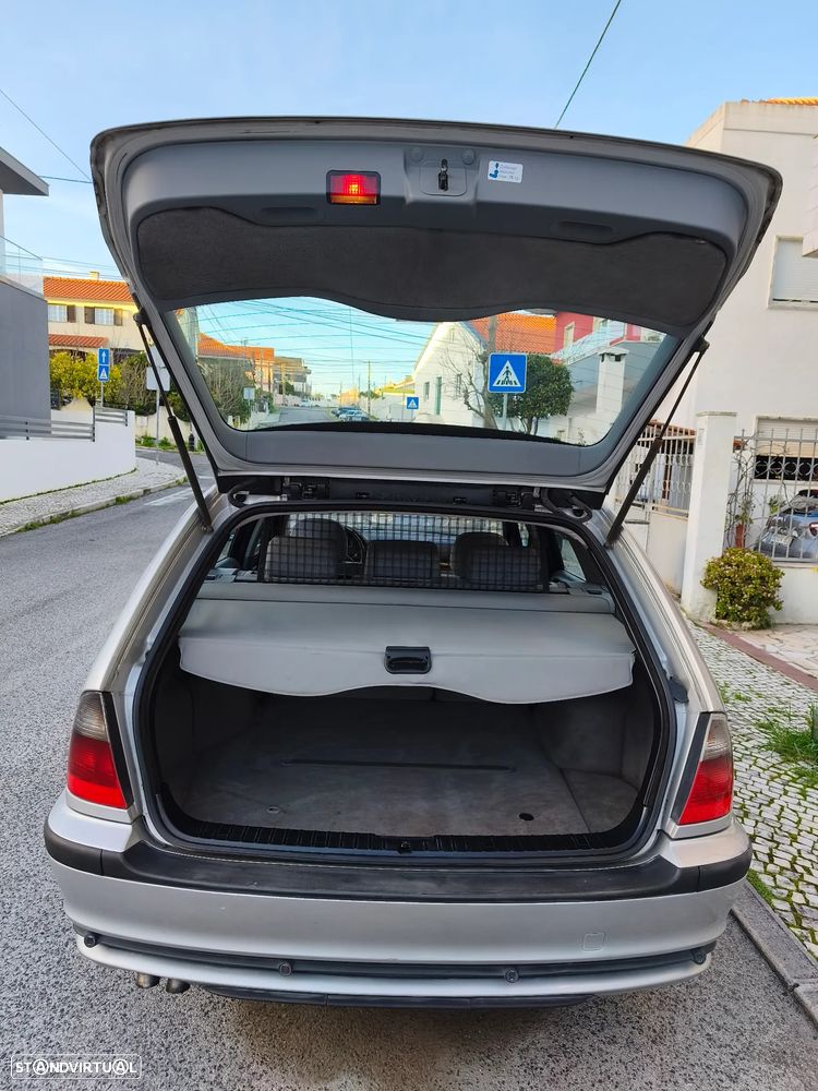 BMW 330 d Touring - 11