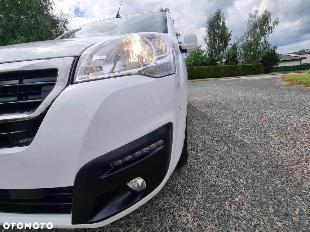 Peugeot Partner - 11