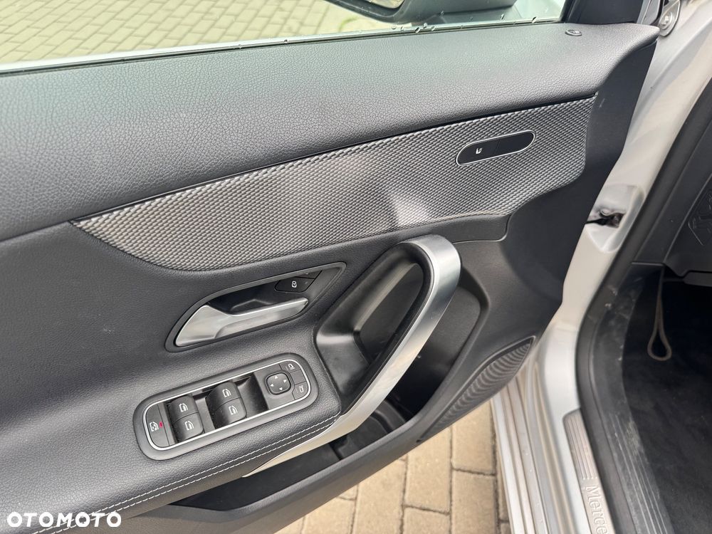 Mercedes-Benz Klasa A 180 Edition 2020 - 14