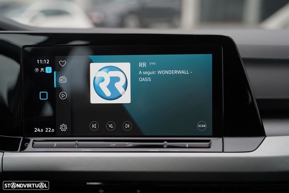 VW Golf 2.0 TDI Life DSG - 23