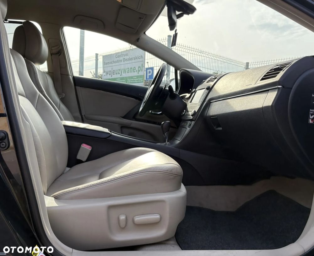 Toyota Avensis 2.0 Prestige EU5 MS - 29