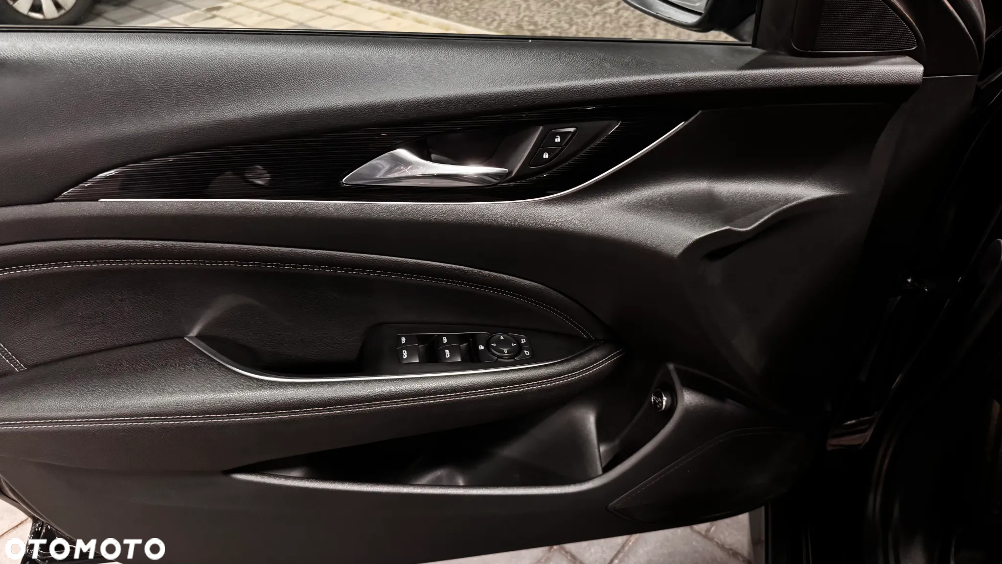 Opel Insignia - 26