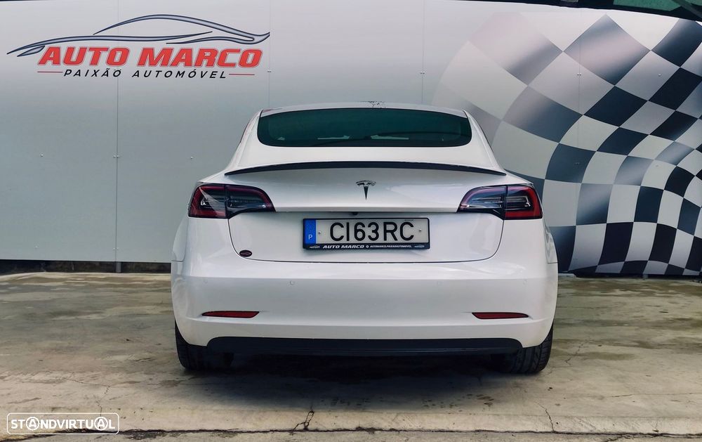 Tesla Model 3 Standard Range Plus RWD - 4