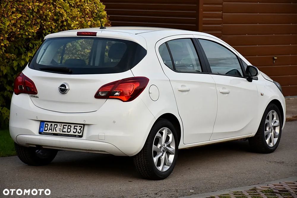 Opel Corsa 1.2 Business S&S - 4