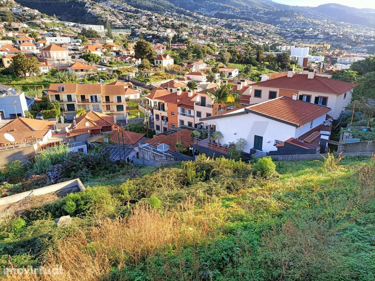 Terreno de 1878m2 em Santo António | Possibilidade de Construção de Ed - Grande imagem: 4/22