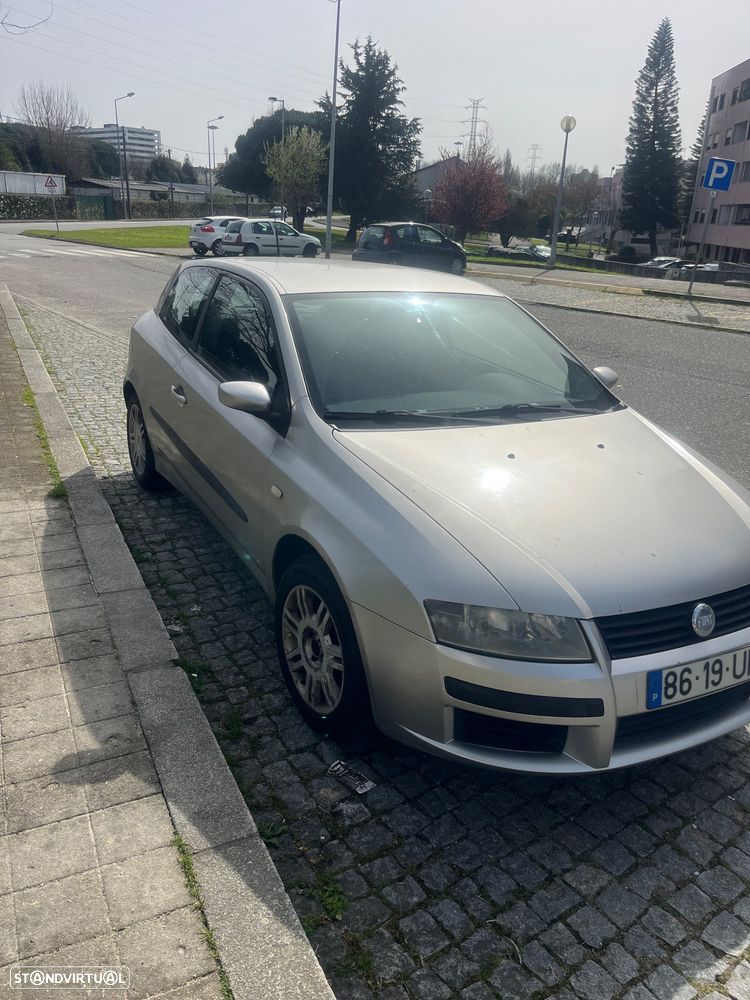 Fiat Stilo 1.9 JTD Dynamic - 2