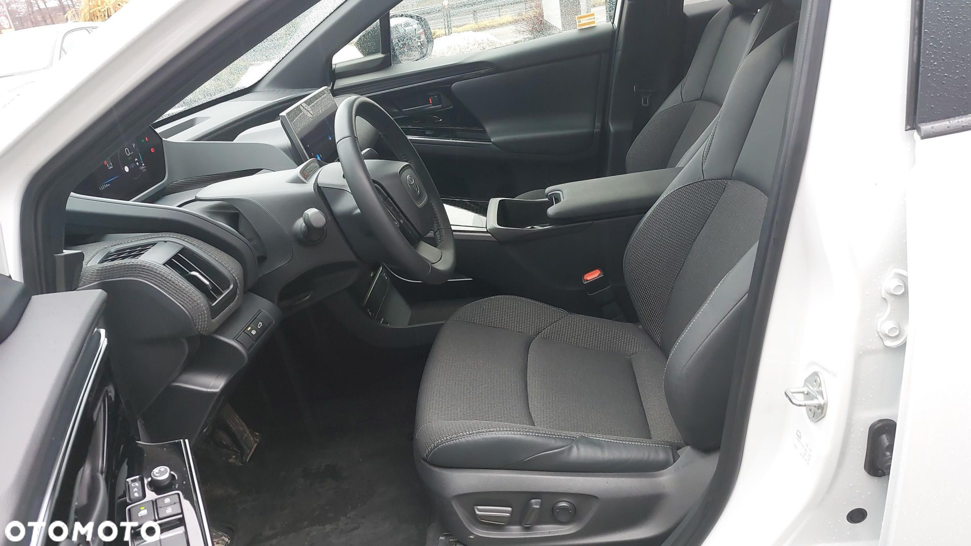 Toyota bZ4X 71.4kWh 4x4 Prestige - 9