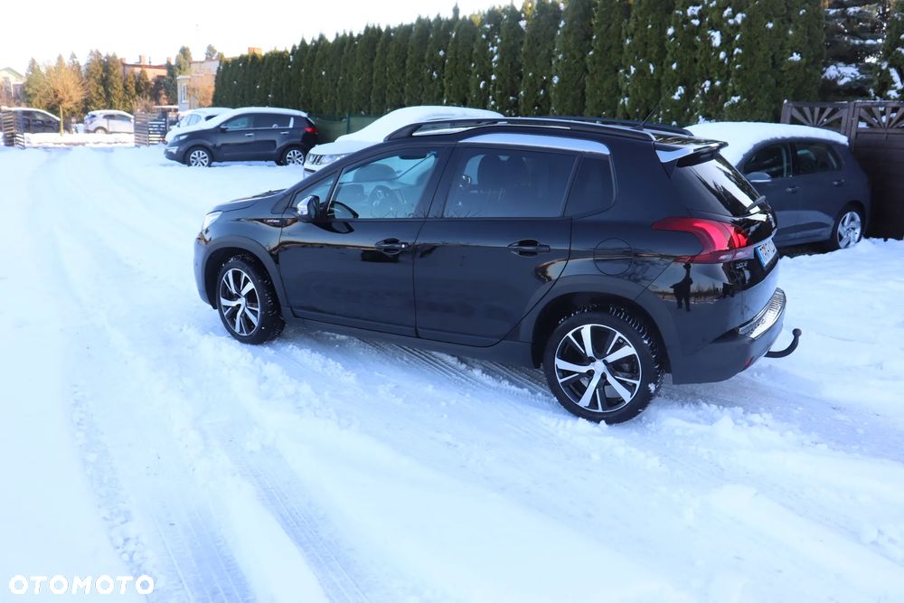 Peugeot 2008 PureTech 130 EAT8 GT Exclusive - 20