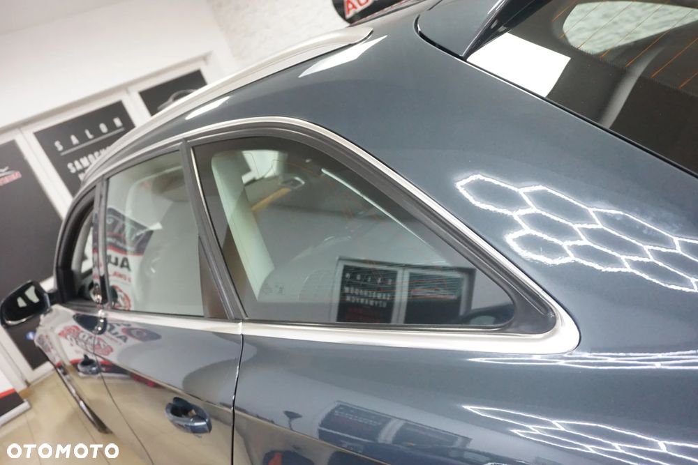 Audi A4 Avant 2.0 TDI - 20