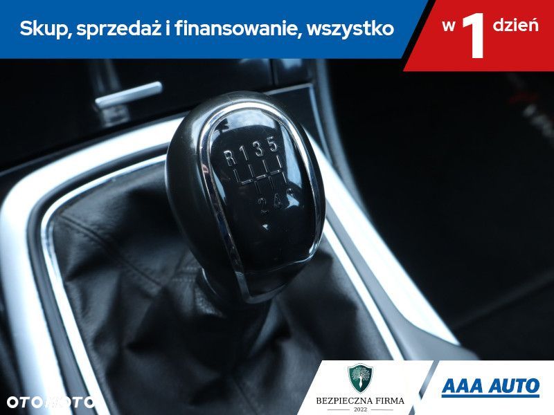 Opel Insignia - 18
