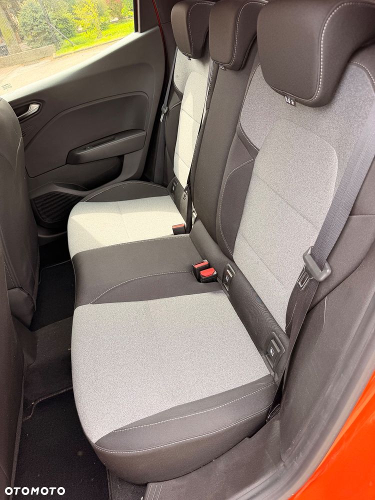 Renault Clio ver-1-0-sce-life - 11