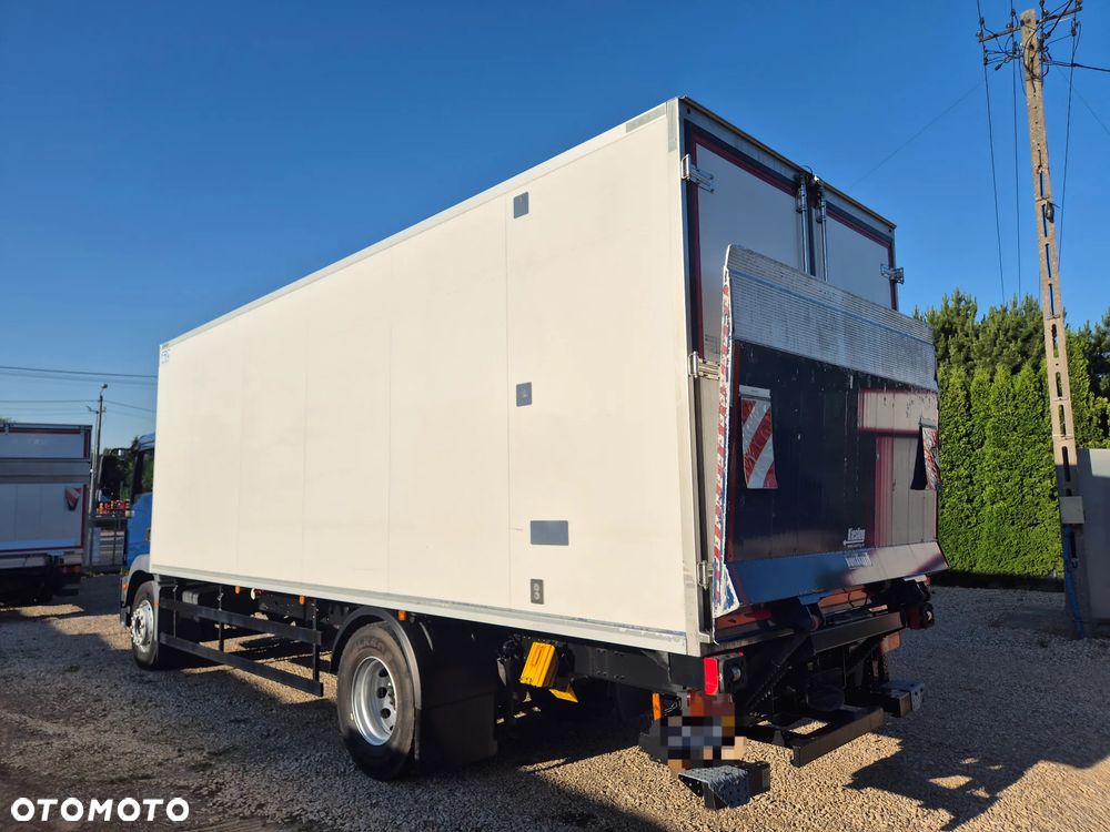 MAN TGM 18.290 Thermo King T-800r 2 zbiorniki z Niemiec 7.3m / 18 palet / winda i drzwi / OKAZJA - 30