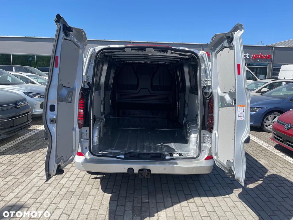 Volkswagen Transporter - 12