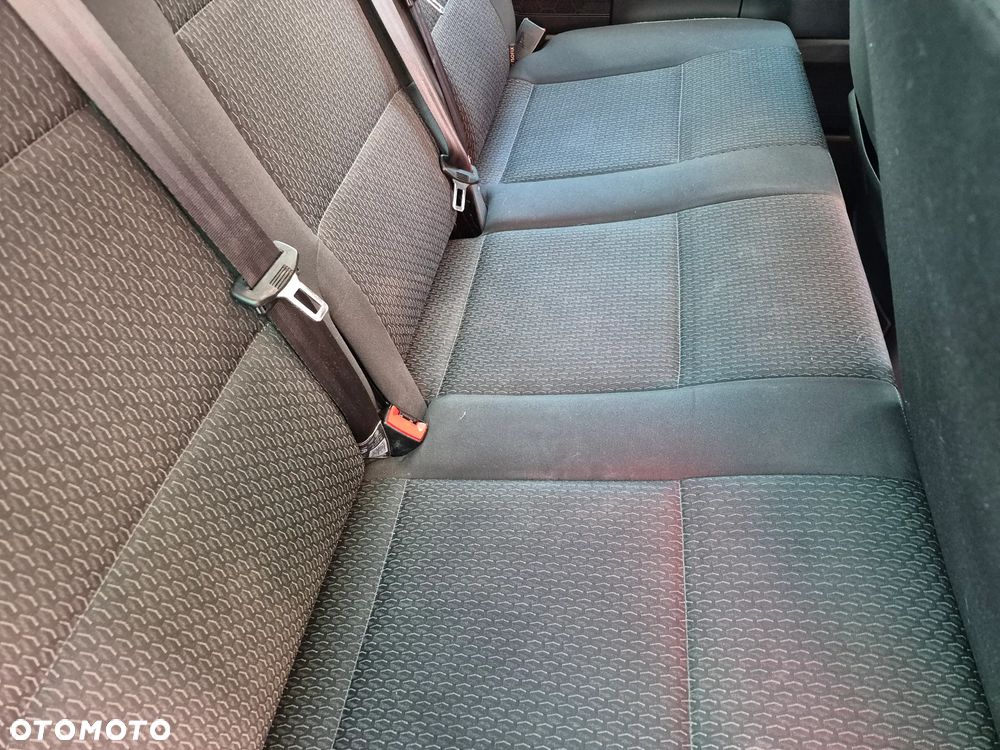 Volkswagen Multivan - 16