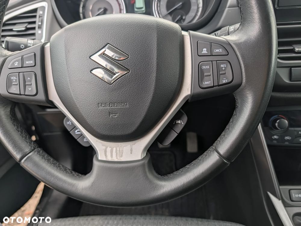 Suzuki S-Cross - 15