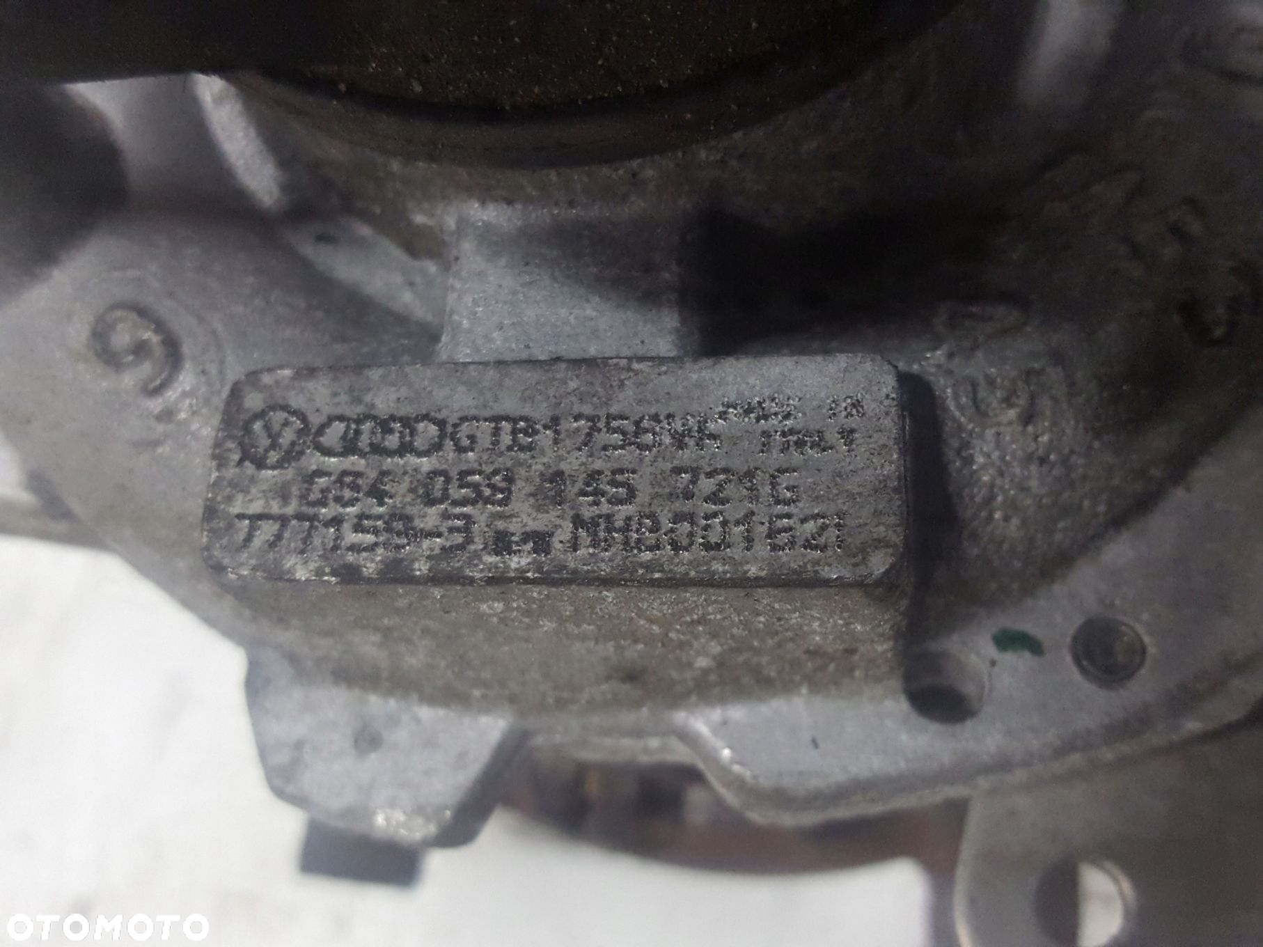 AUDI A4 B8 A5 2.7 TDI CGK TURBOSPRĘŻARKA TURBINA - 2