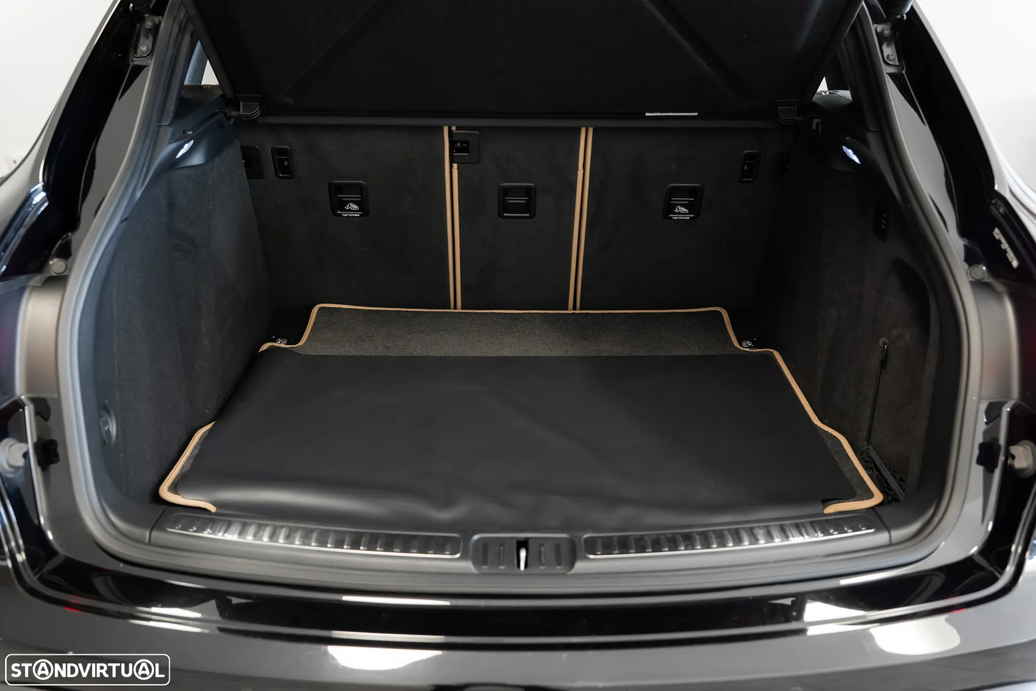 Porsche Macan S - 33