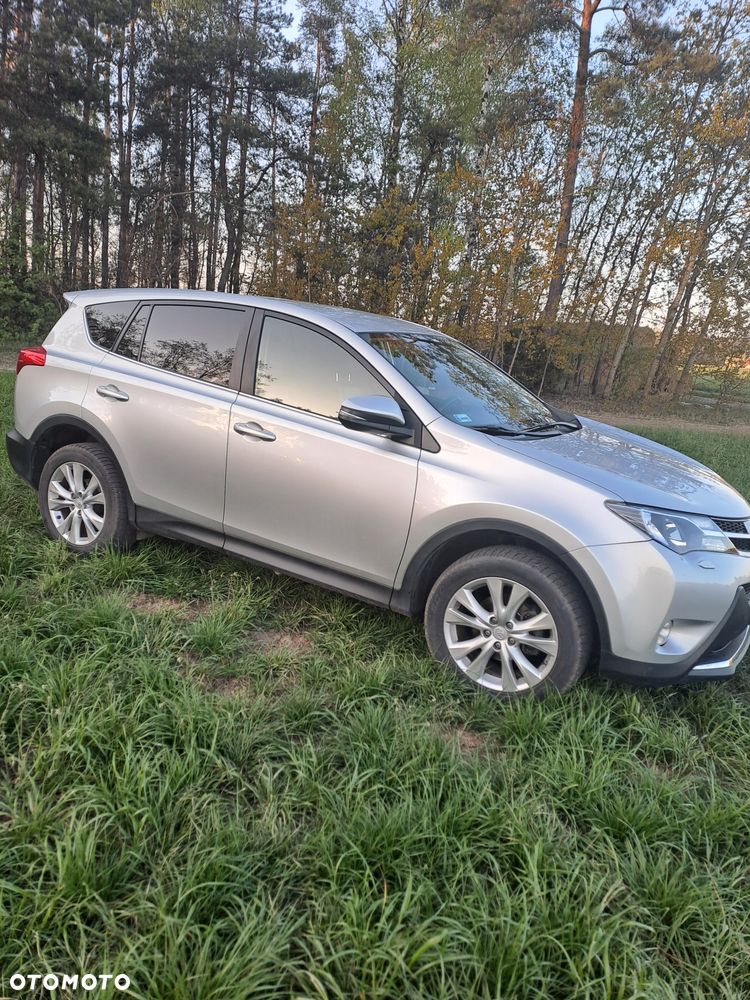 Toyota RAV4 - 4