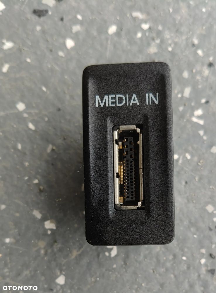 VW MiB zmieniarka ekran ramka 5G0035844, 5G0919605H, 5GM819728 - 8