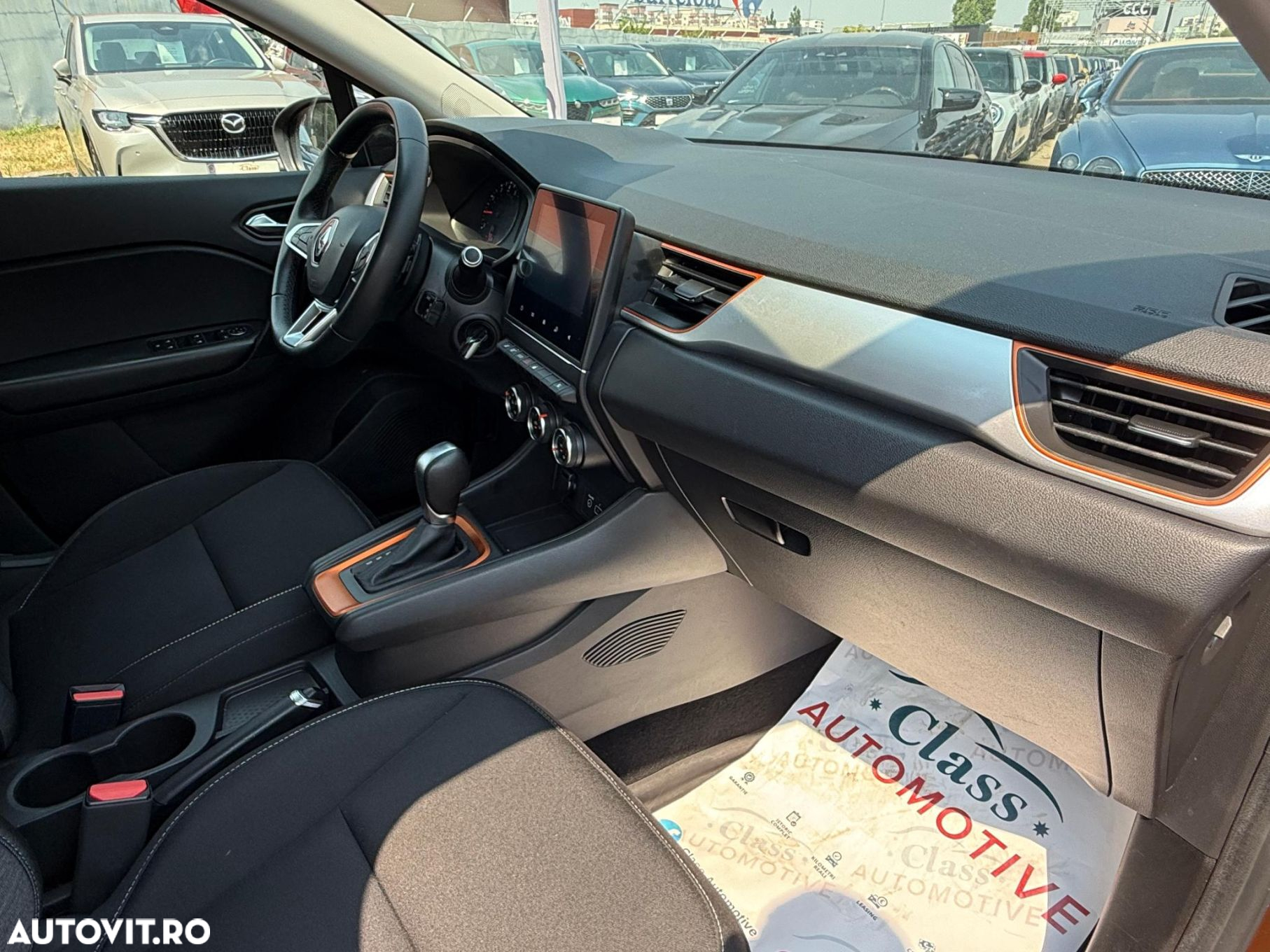 Renault Captur - 19