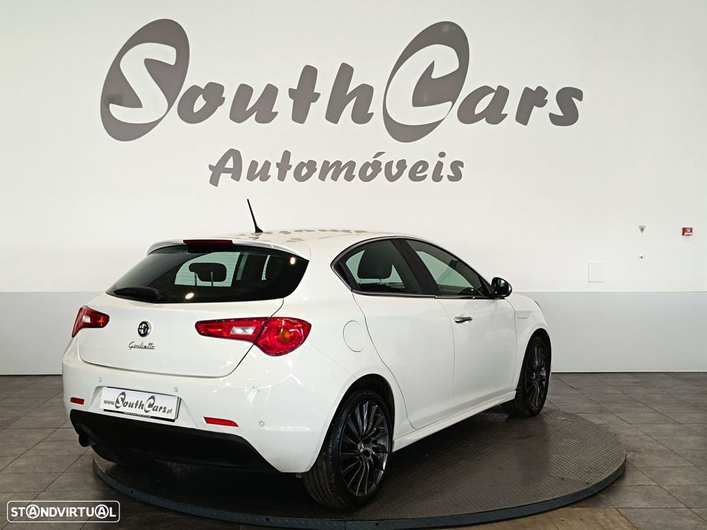 Alfa Romeo Giulietta 1.6 JTDM Distinctive - 5
