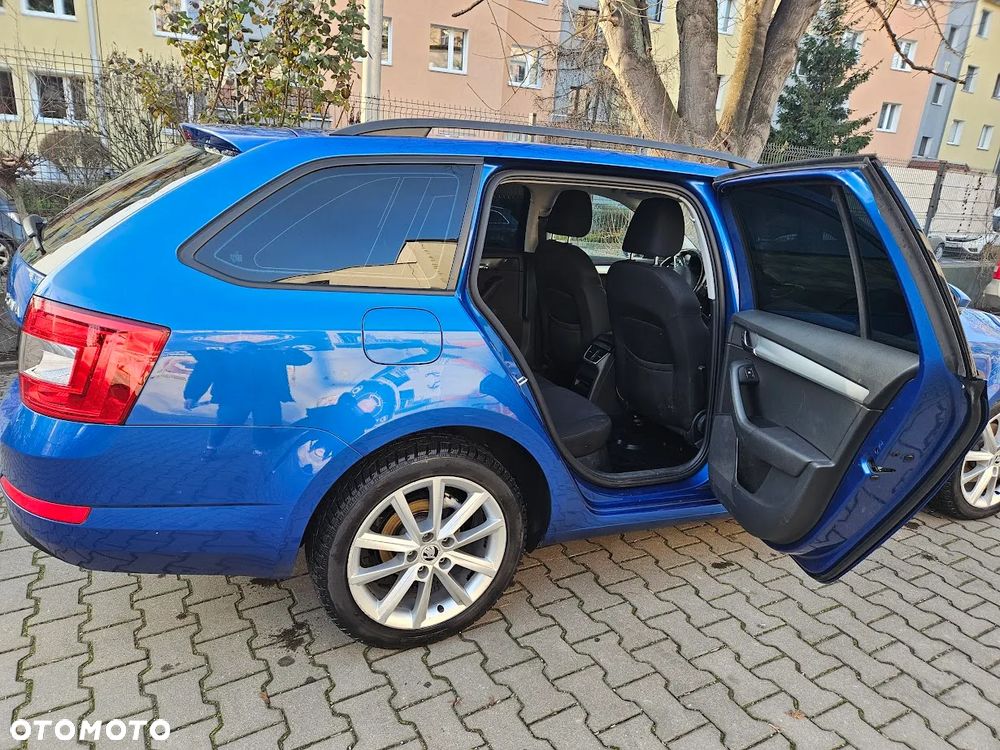 Skoda Octavia 1.4 TSI Style DSG - 12