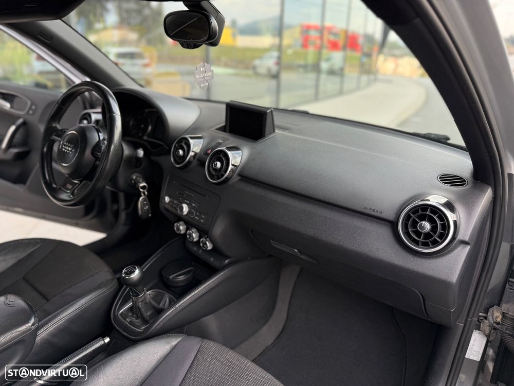 Audi A1 1.6 TDI S line Sport Pack - 20