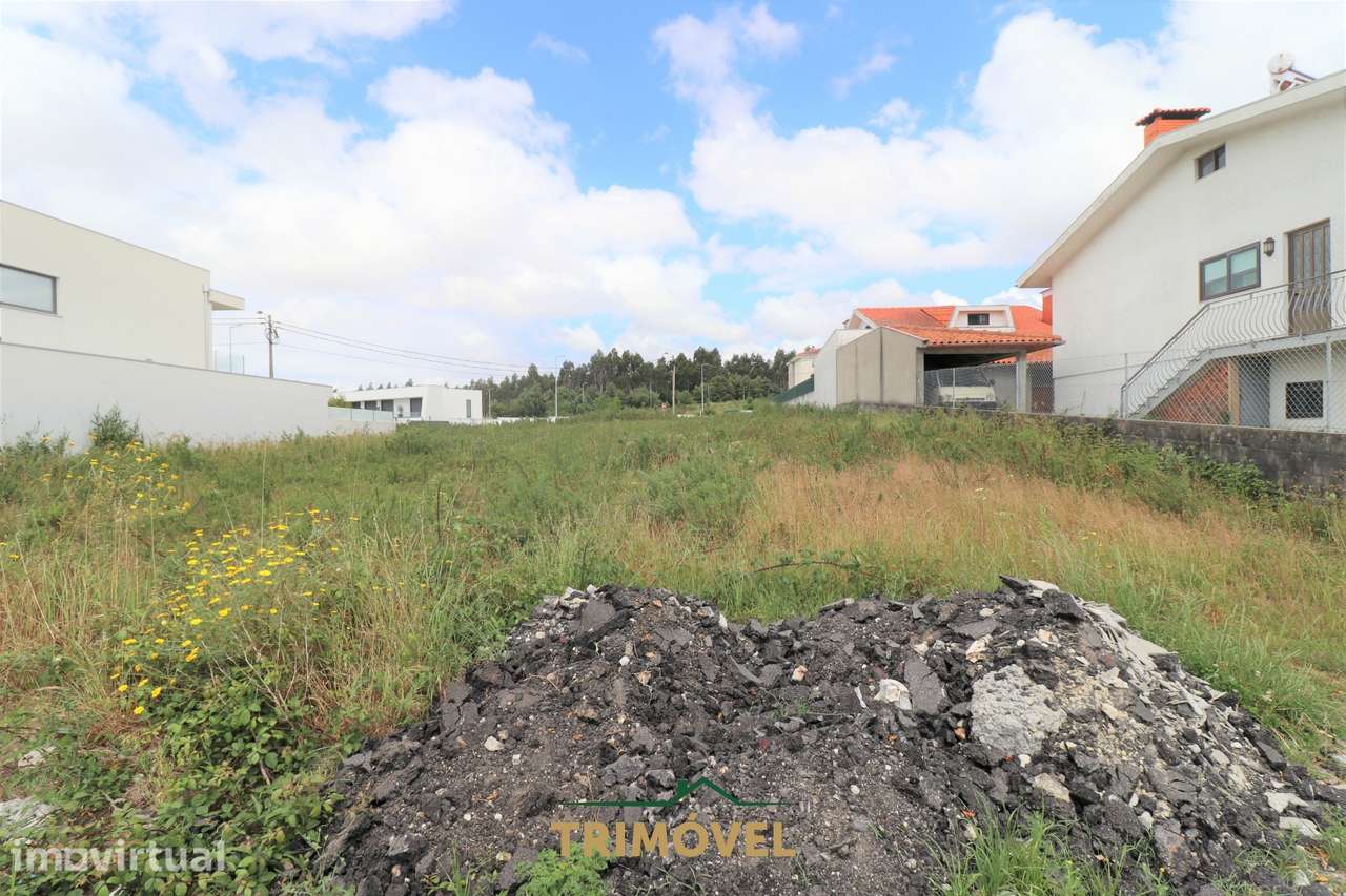 Terreno Para Construção  Venda em Vila de Cucujães,Oliveira de Azeméis - Grande imagem: 4/11