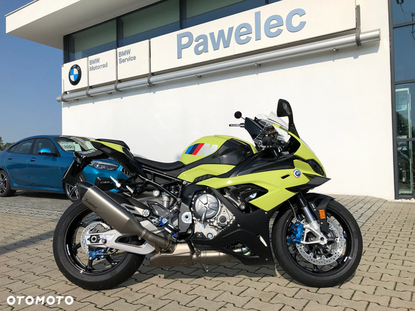 BMW S
