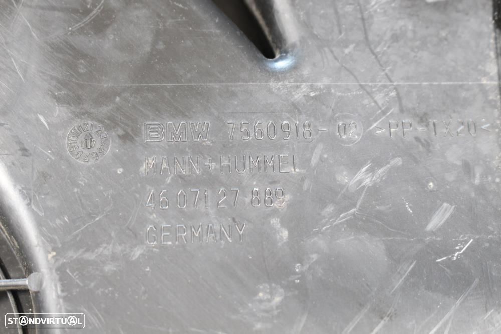 Tampa De Motor Bmw 3 (E90)  7560918 / 13717560918 / Entrada De Ar - 5