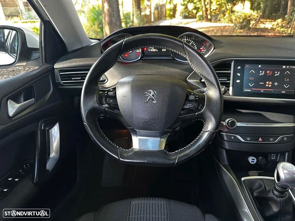 Peugeot 308 BlueHDi FAP 130 Stop & Start Allure Pack - 20