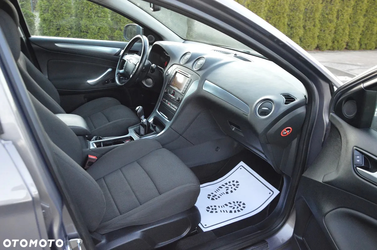 Ford Mondeo 2.0 TDCi Titanium - 34