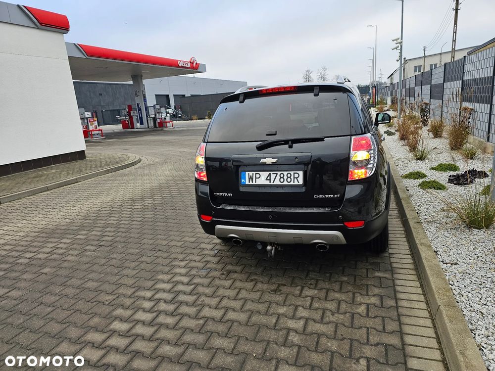Chevrolet Captiva 2.2 D LT+ - 29