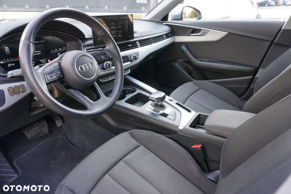 Audi A4 Avant - 9