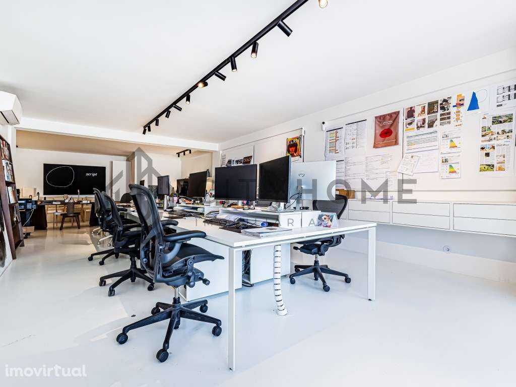 Escritório remodelado bem localizado no centro de Portimão - Grande imagem: 3/30