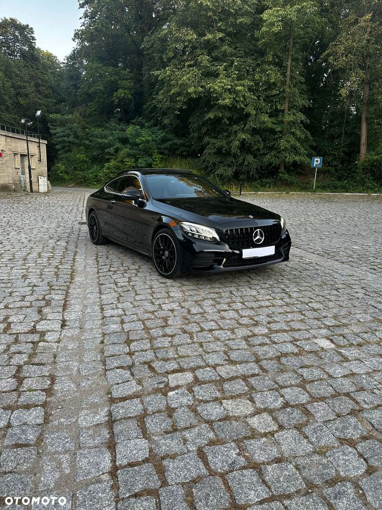 Mercedes-Benz Klasa C 300 4MATIC 9G-TRONIC - 36