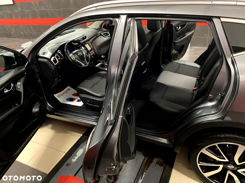 Nissan Qashqai 1.6 DIG-T 360 - 19