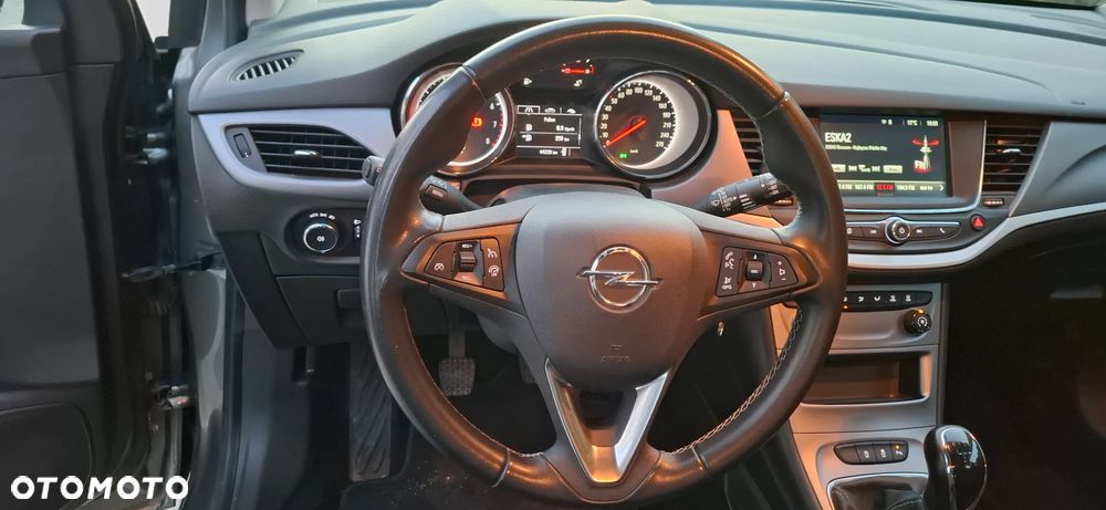 Opel Astra - 9