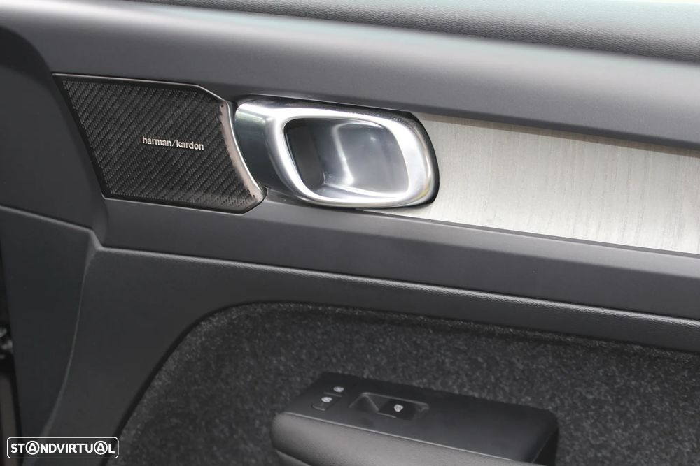 Volvo XC 40 2.0 D3 Inscription - 23