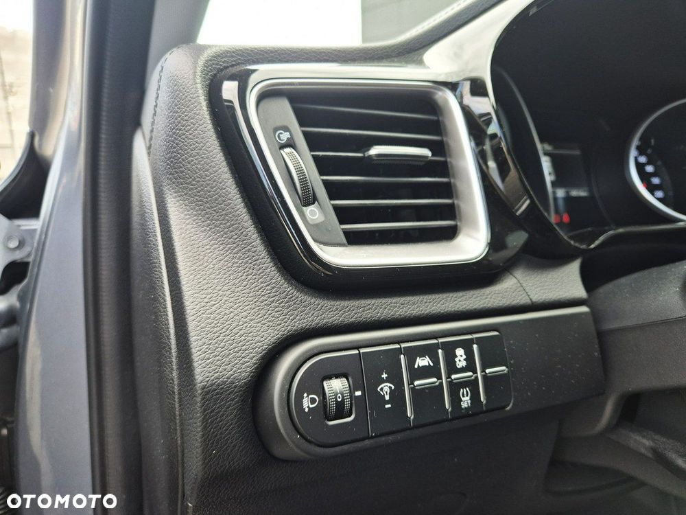 Kia XCeed 1.5 T-GDI L DCT - 14