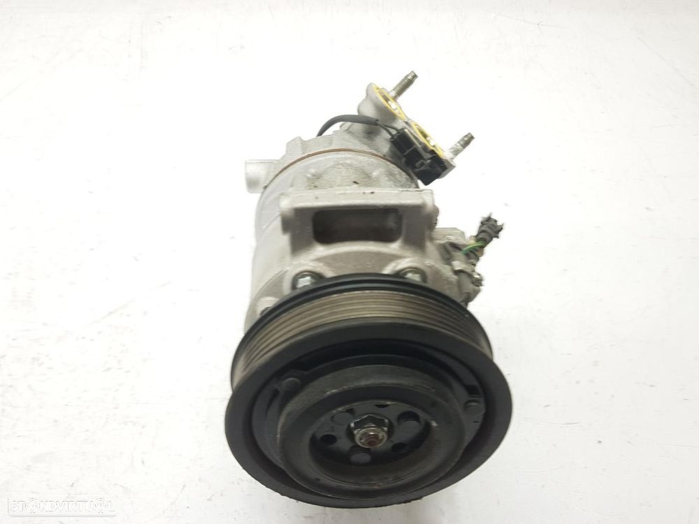 COMPRESSOR DE AR CONDICIONADO VOLVO V40 CROSS COUNTRY - 1