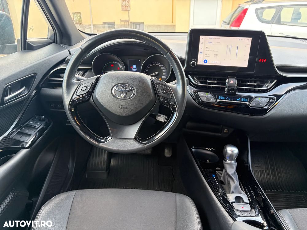 Toyota C-HR Business-Edition - 17