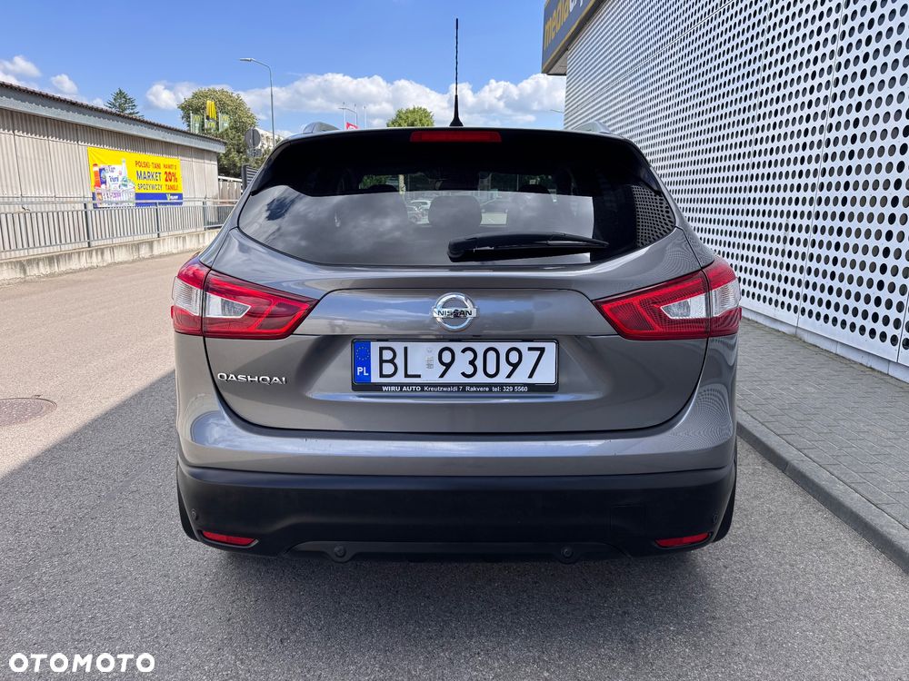 Nissan Qashqai 1.2 DIG-T Tekna EU6 - 3