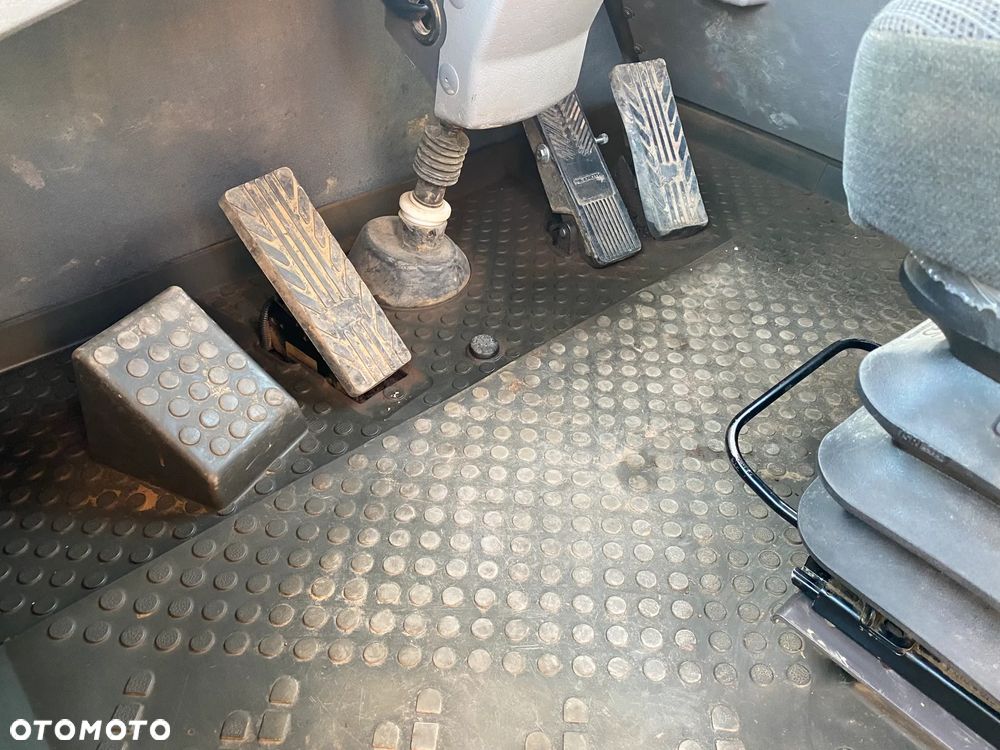 Volvo A25G, 2014 ROK, OPONY 80% DOBRE, TYLNA KLAPA, Z NIEMIEC, PIĘKNY STAN - 18