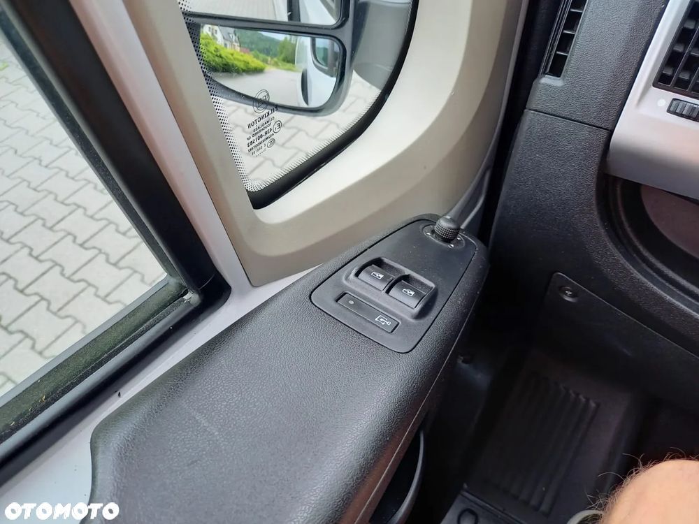 Fiat Ducato 2.3 - 19