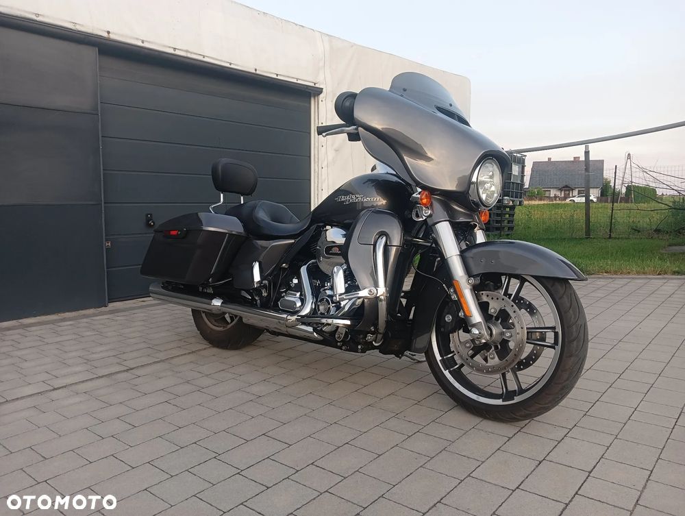 Harley-Davidson FLHXS Special - 1